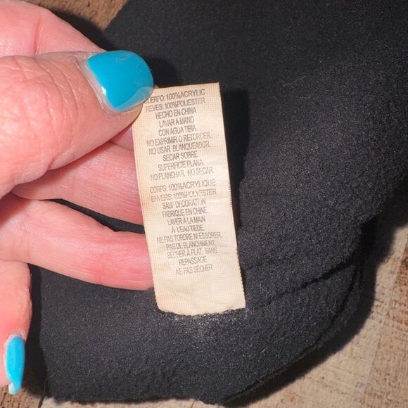 Nike Boys Hat Cold Weather Beanie Varsity Red Swoosh 8-20 Reversible - Picture 3 of 9